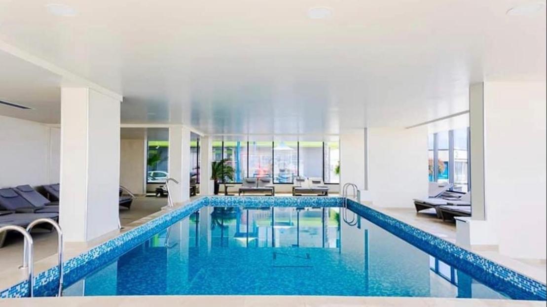 Apartament Rebeca Lux By Alezzi Beach Resort Navodari Luaran gambar