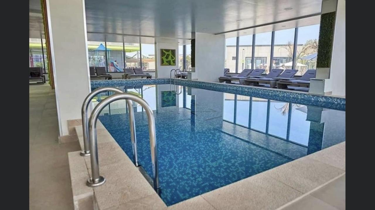Apartament Rebeca Lux By Alezzi Beach Resort Navodari Luaran gambar